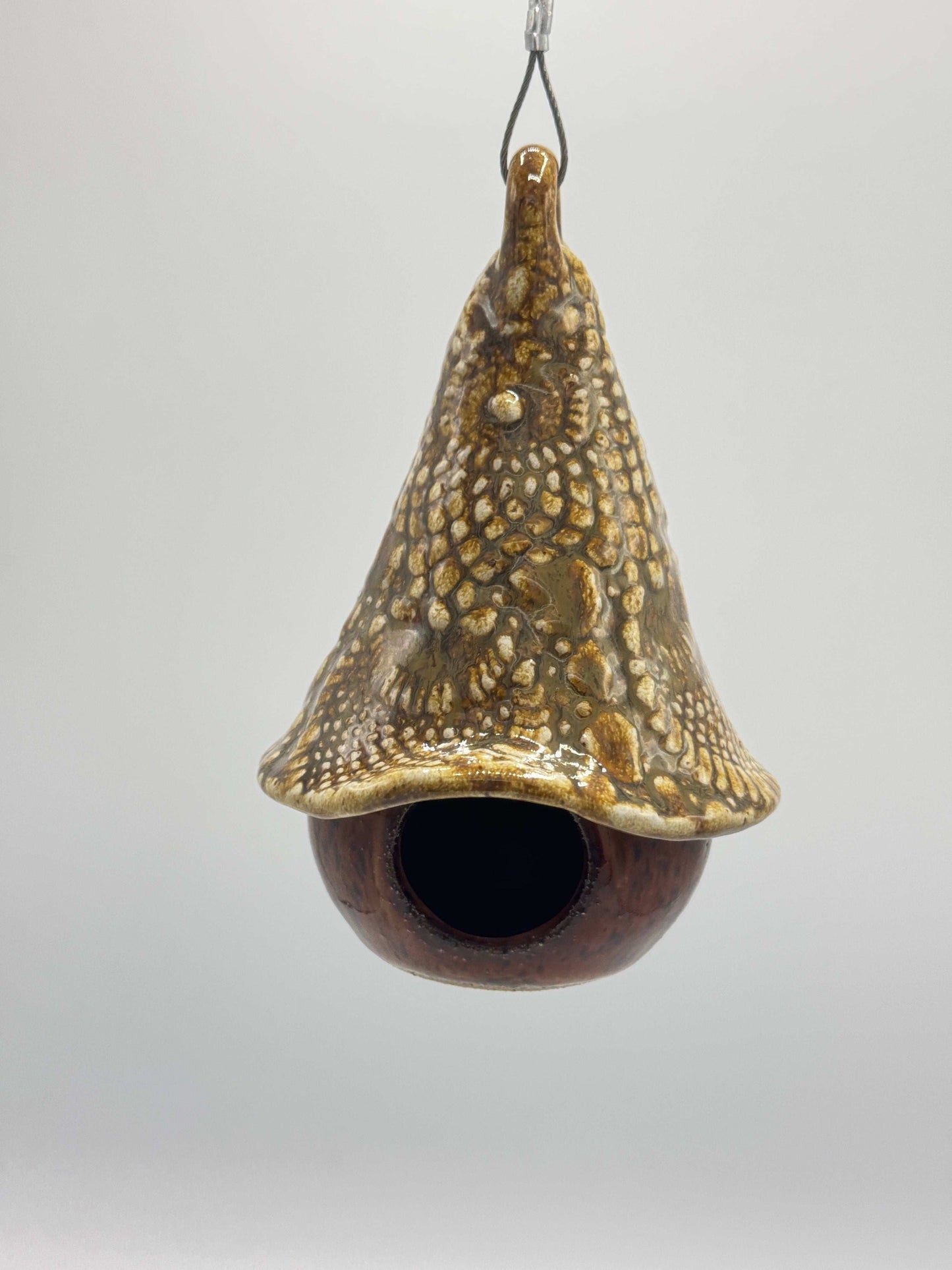 Handmade Ceramic Birdhouse – Mossy Earth Glaze (Weather-Resistant) by Adeovart