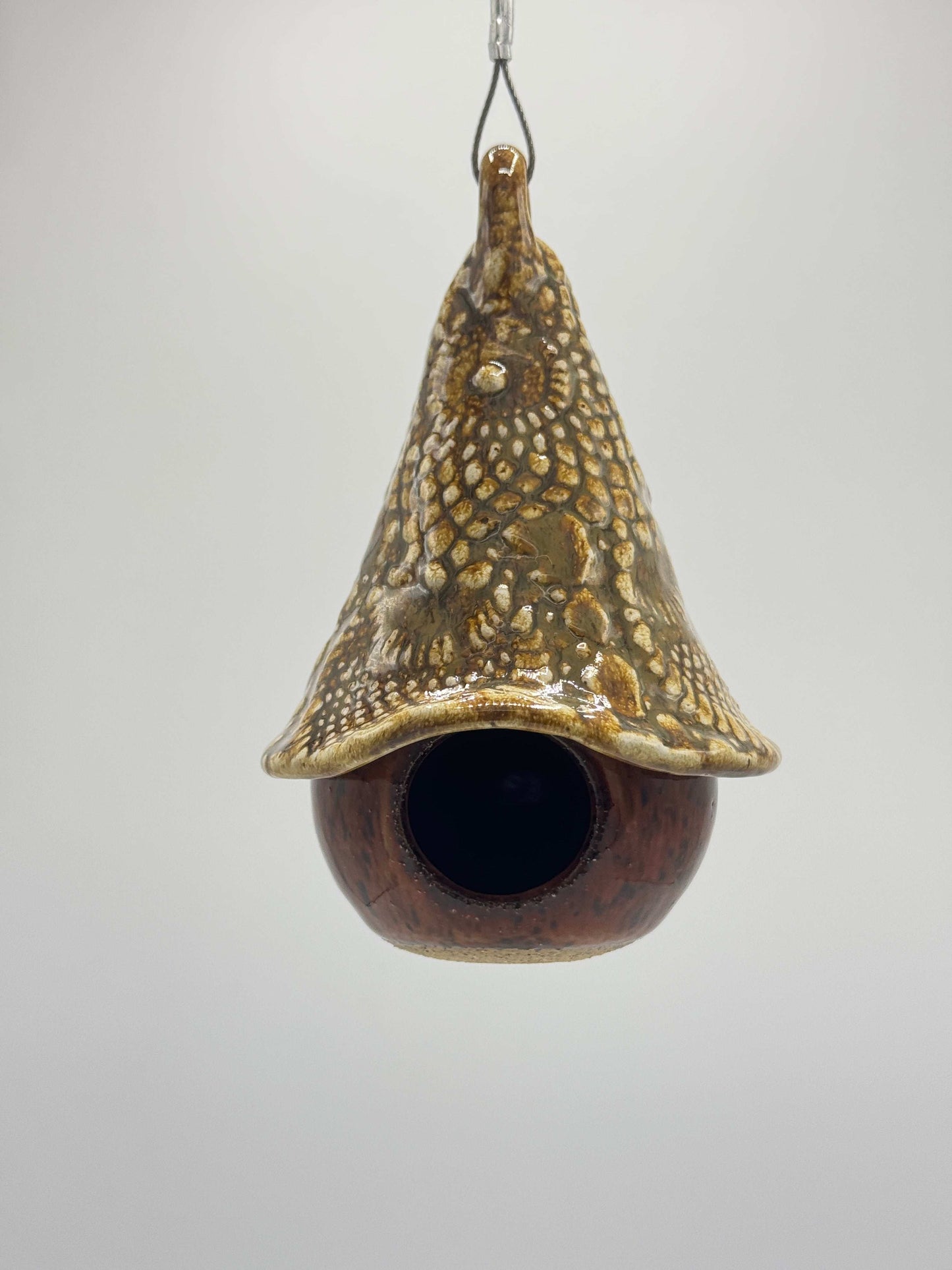 Handmade Ceramic Birdhouse – Mossy Earth Glaze (Weather-Resistant) by Adeovart