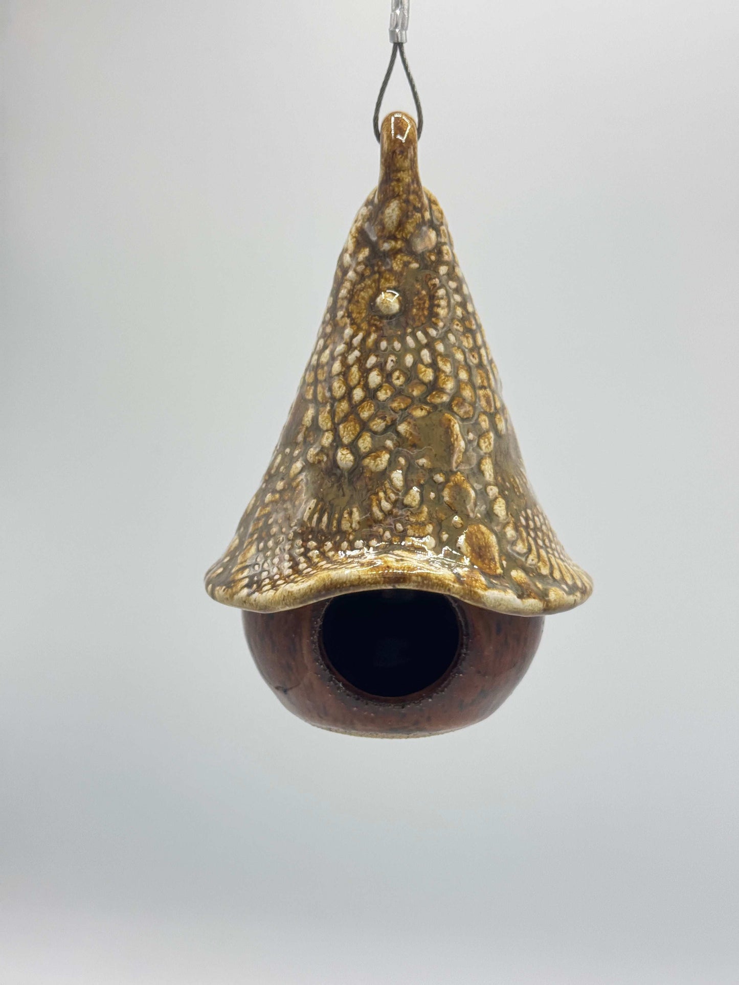 Handmade Ceramic Birdhouse – Mossy Earth Glaze (Weather-Resistant) by Adeovart