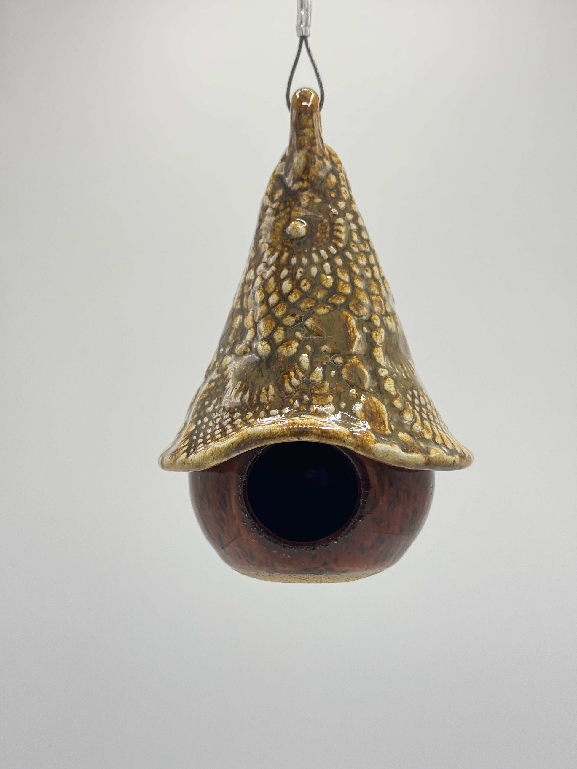 Handmade Ceramic Birdhouse – Mossy Earth Glaze (Weather-Resistant) by Adeovart