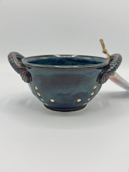 Colander Arctic Stone by Adeovart