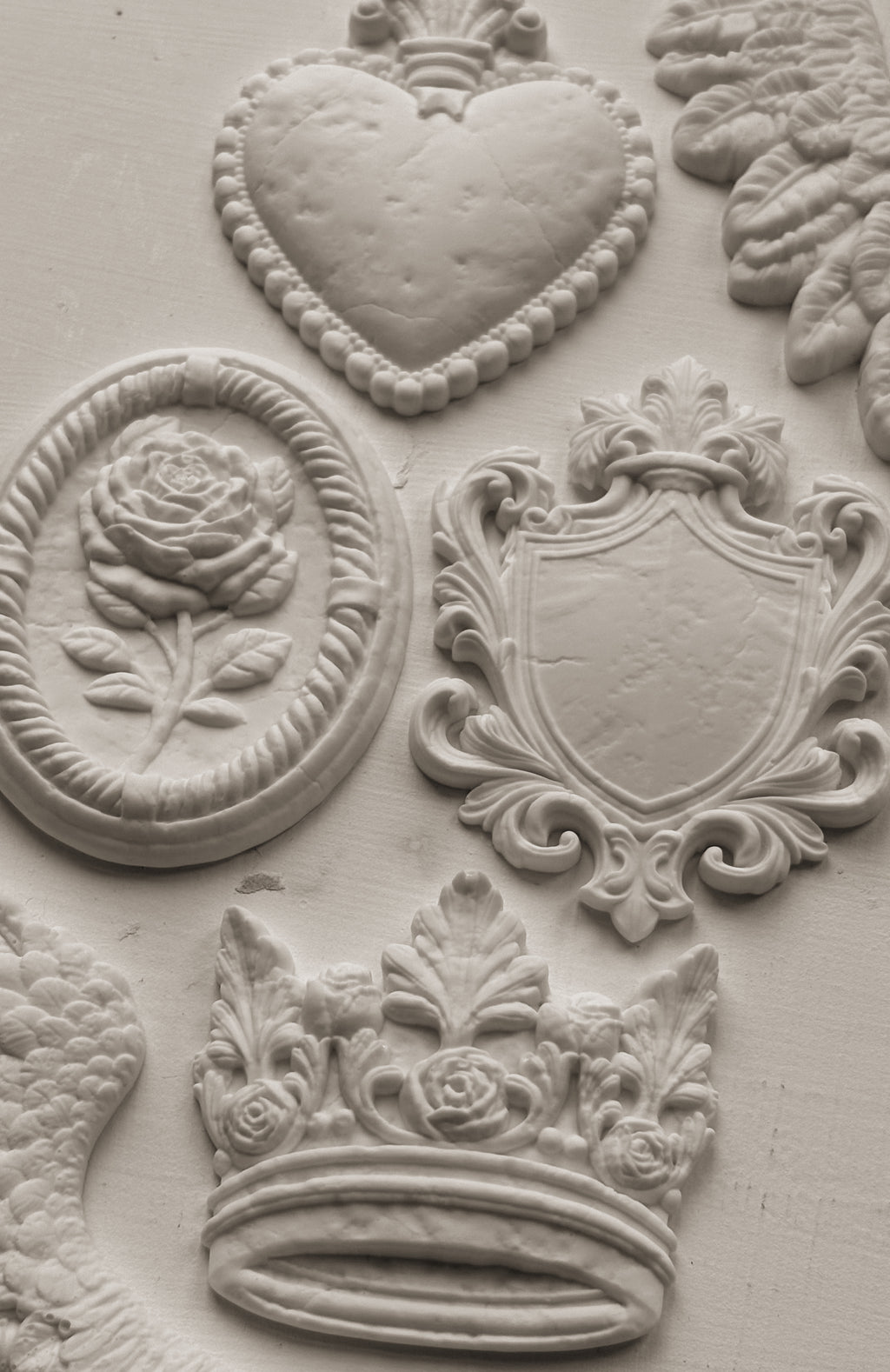 IOD Heraldry Mould