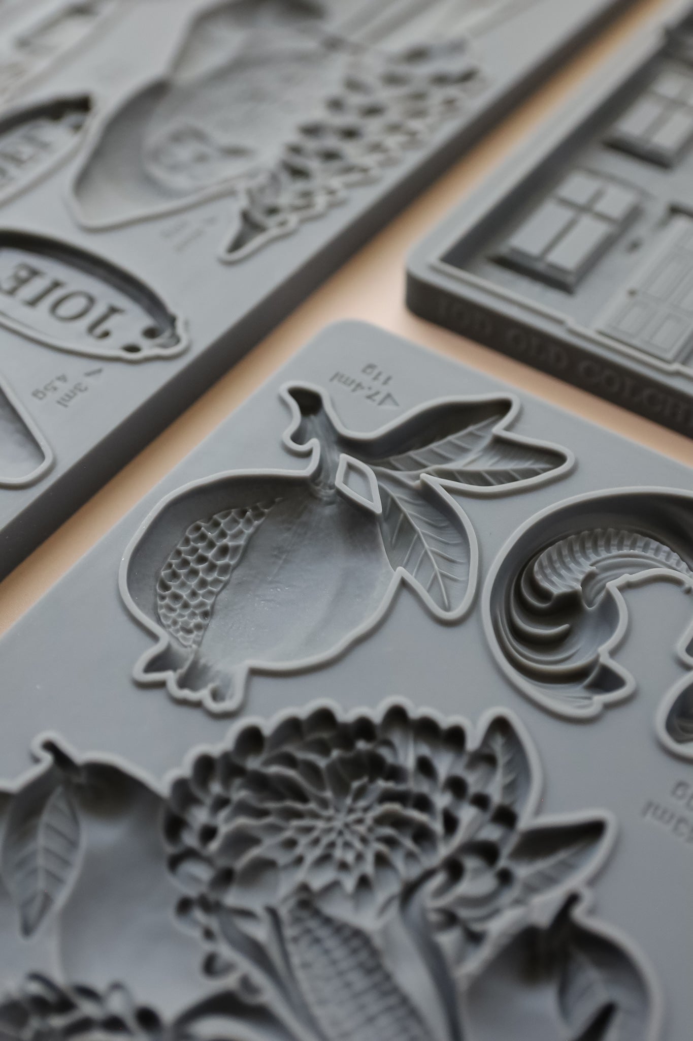 IOD Cornucopias Mould 6x10