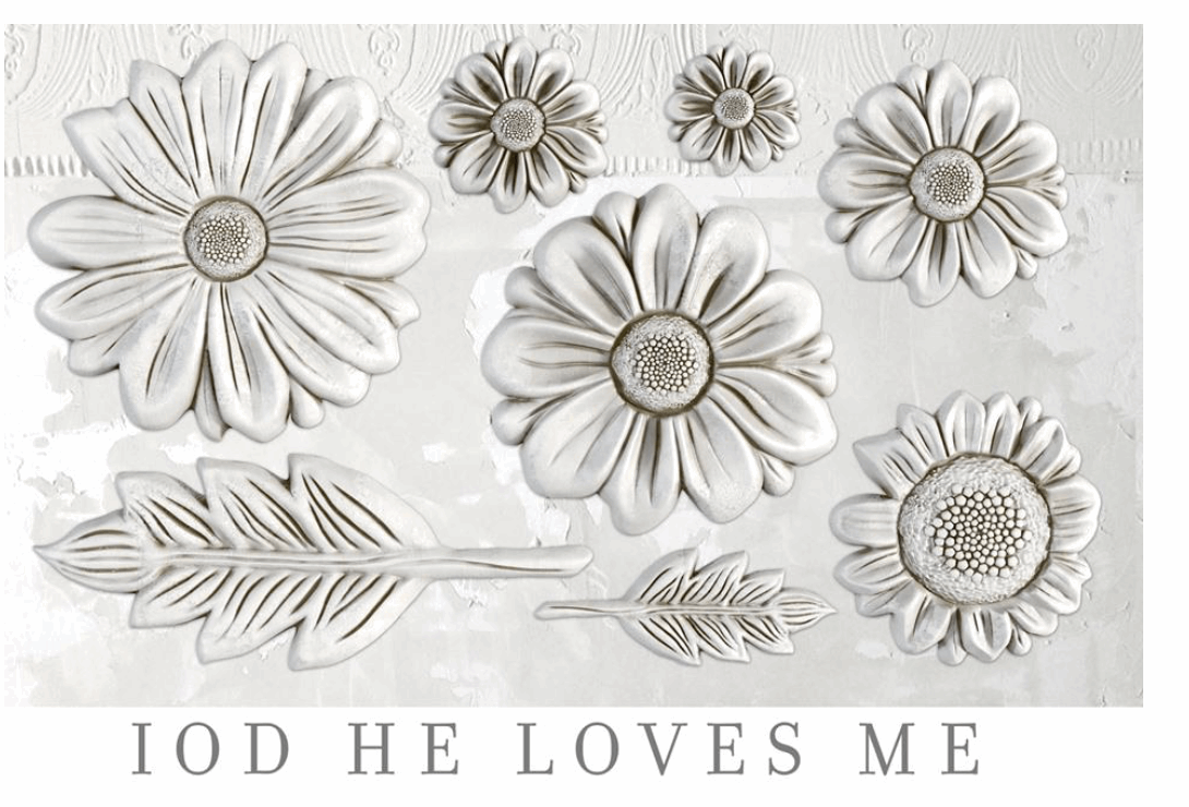 He Loves Me Mould