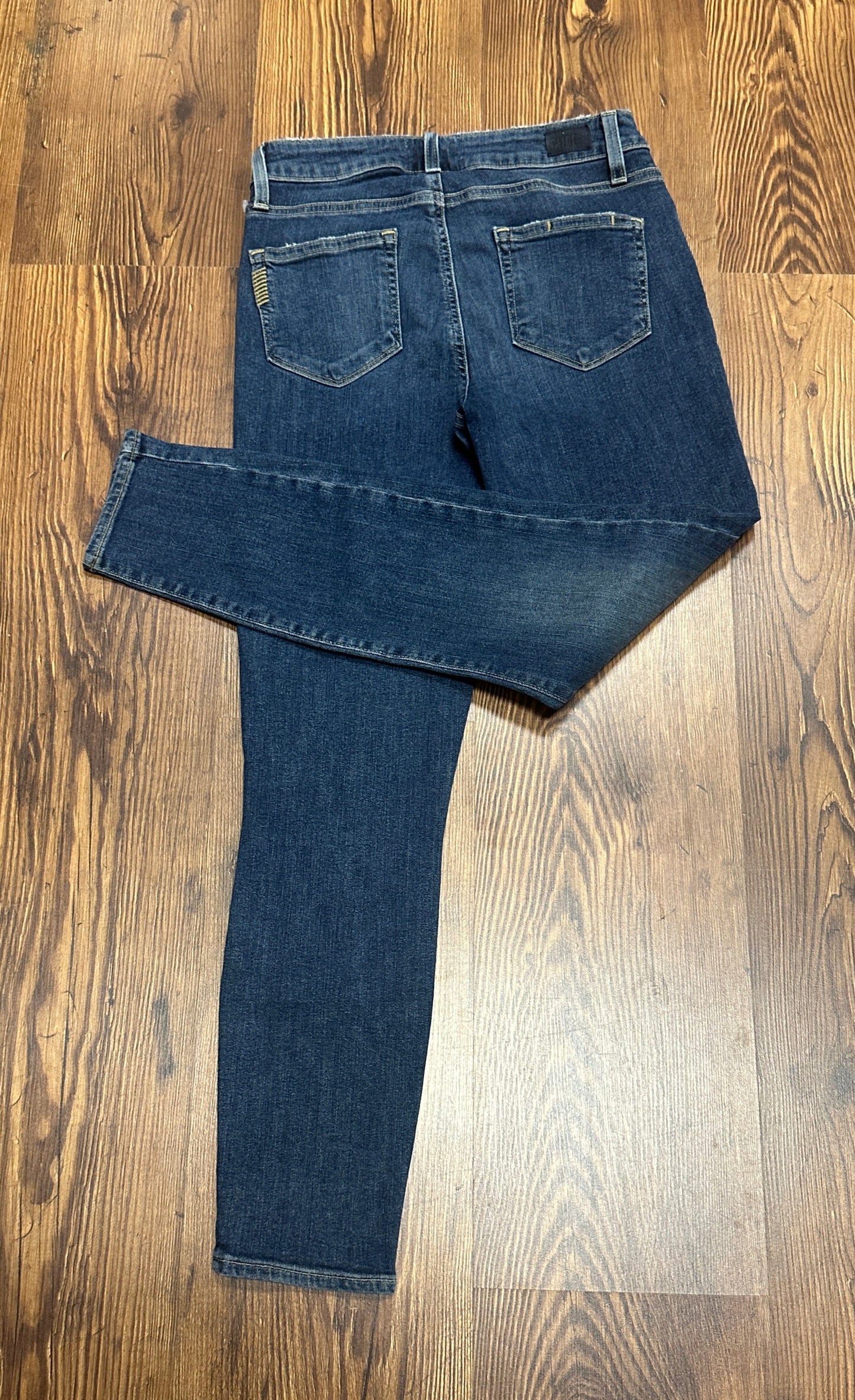 Paige Hoxton Crop Jeans SZ 26 NEW - Blue Moon Vintage Mercantile