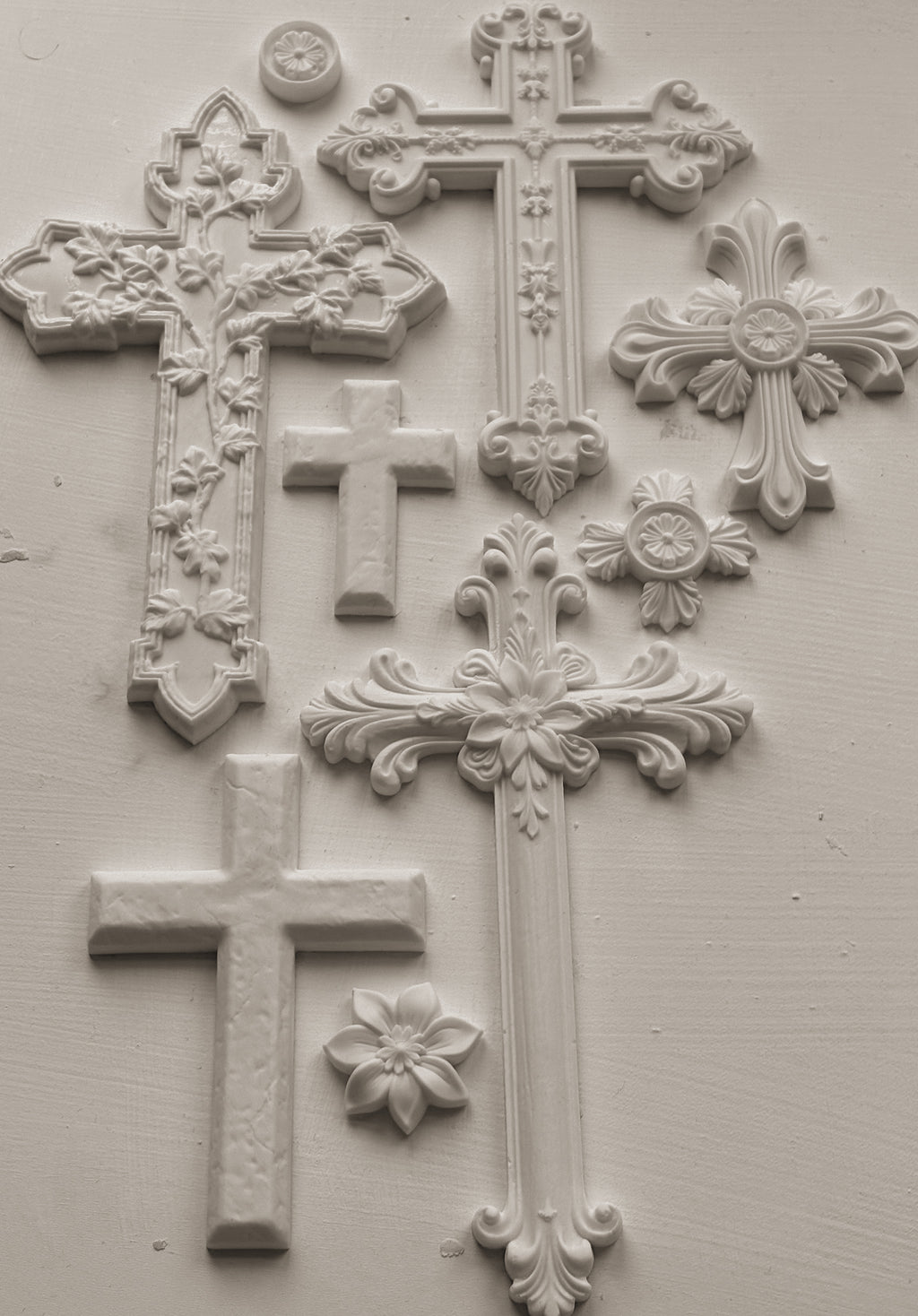 IOD Les Croix Mould 6x10