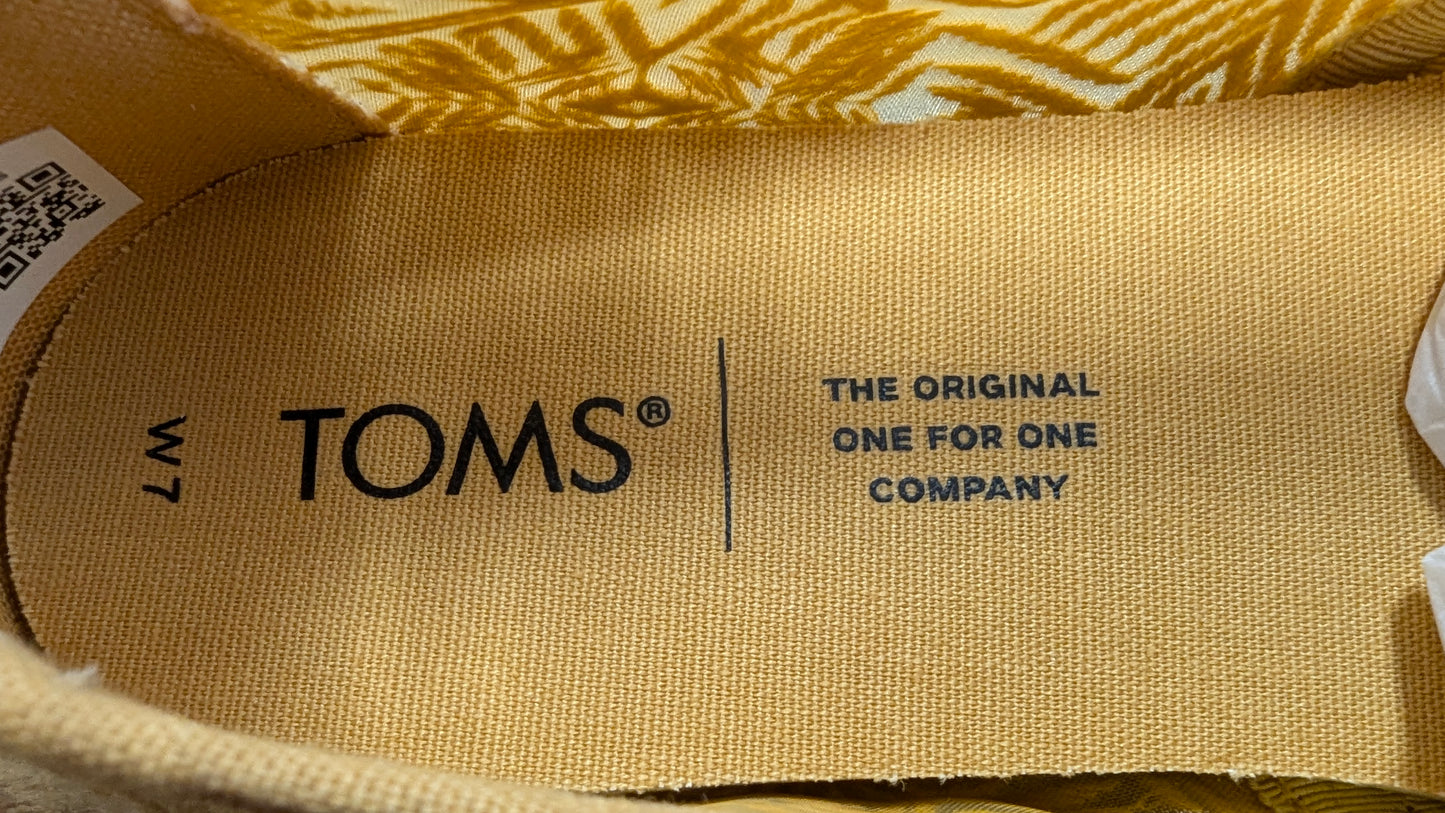 Toms Women's Alpargata Golden Yellow Geo Lace SZ:7 NWT - Blue Moon Vintage Mercantile