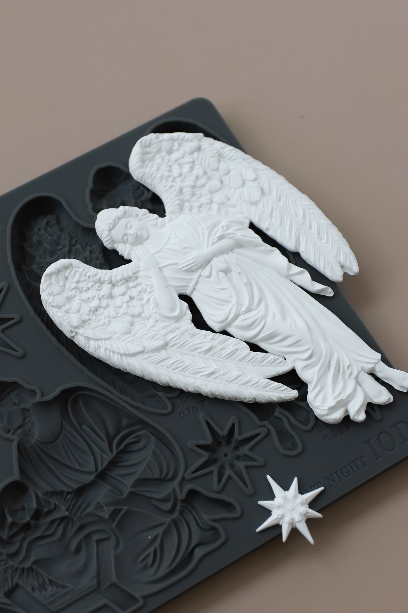 IOD Silent Night Mould 6x10