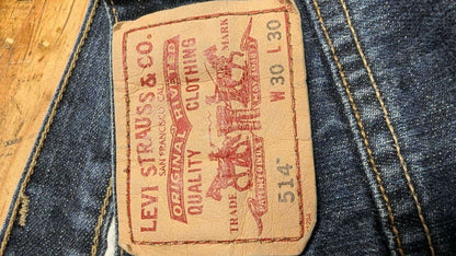 Levi 514 Slim Straight Fit  SZ: W30 L30 - Blue Moon Vintage Mercantile